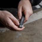 ORBITKEY ORGANIZADOR DE LLAVES CUERO NEGRO